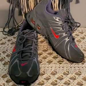 Grey and hot pink Nike Air in Like New condition!